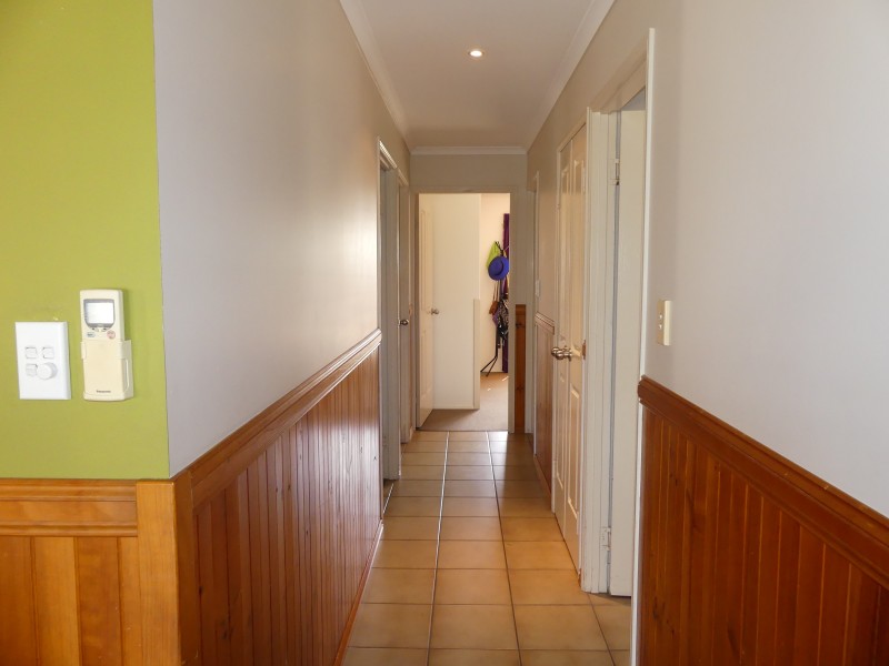 34 Cunnington St, Bundaberg East QLD 4670