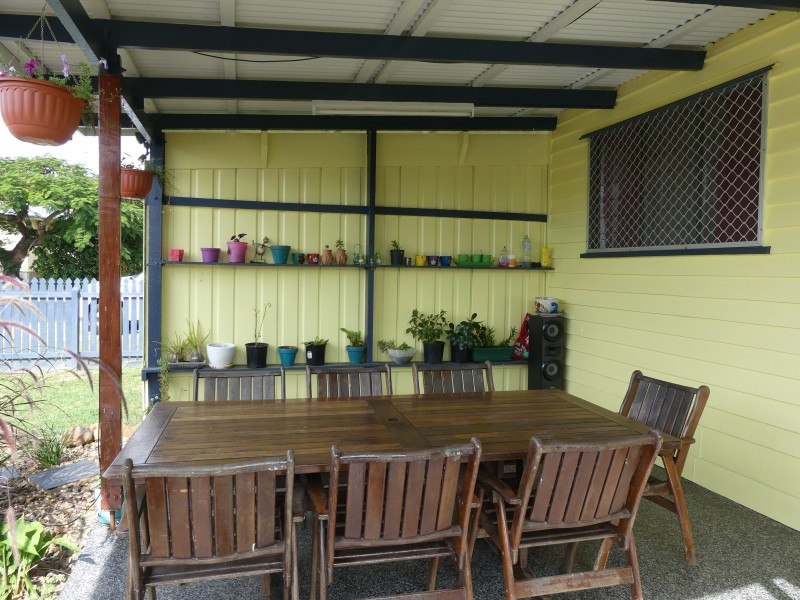 126 Boundary St, Walkervale QLD 4670