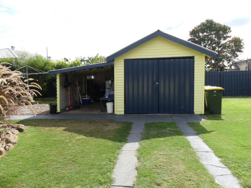 126 Boundary St, Walkervale QLD 4670