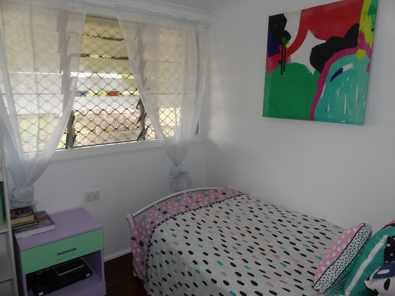 126 Boundary St, Walkervale QLD 4670