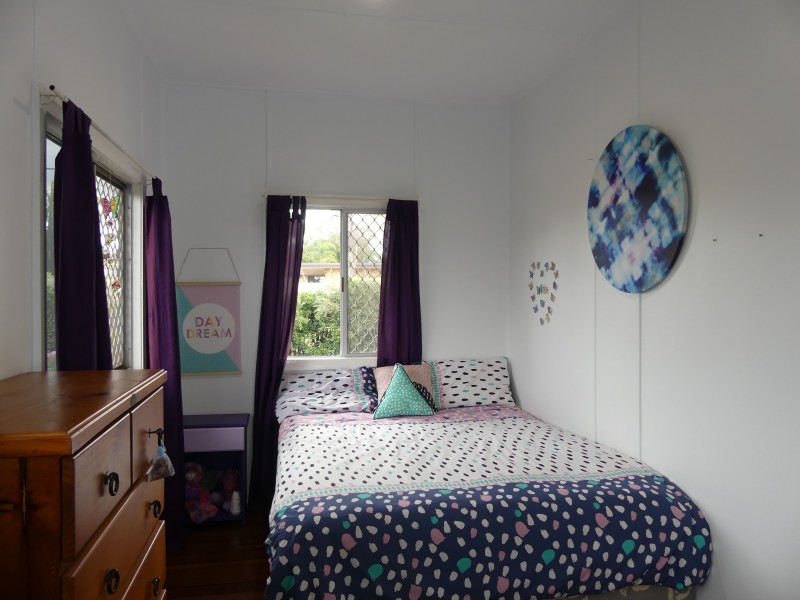 126 Boundary St, Walkervale QLD 4670
