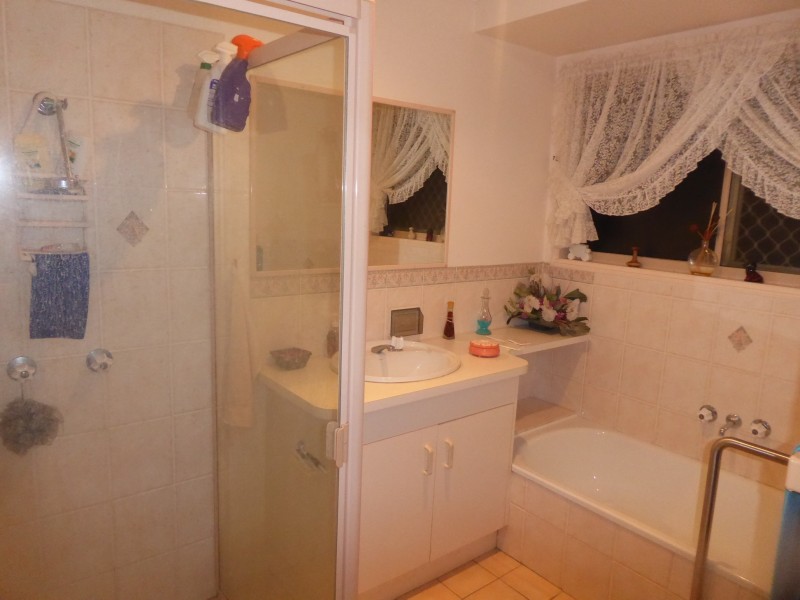 7 Horseshoe Dr, Kensington QLD 4670