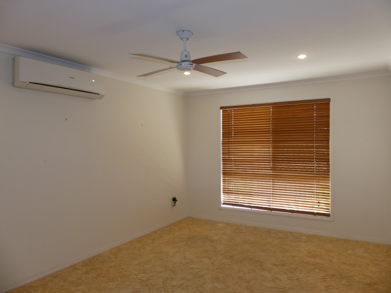17 Grevillea Ave, Innes Park QLD 4670