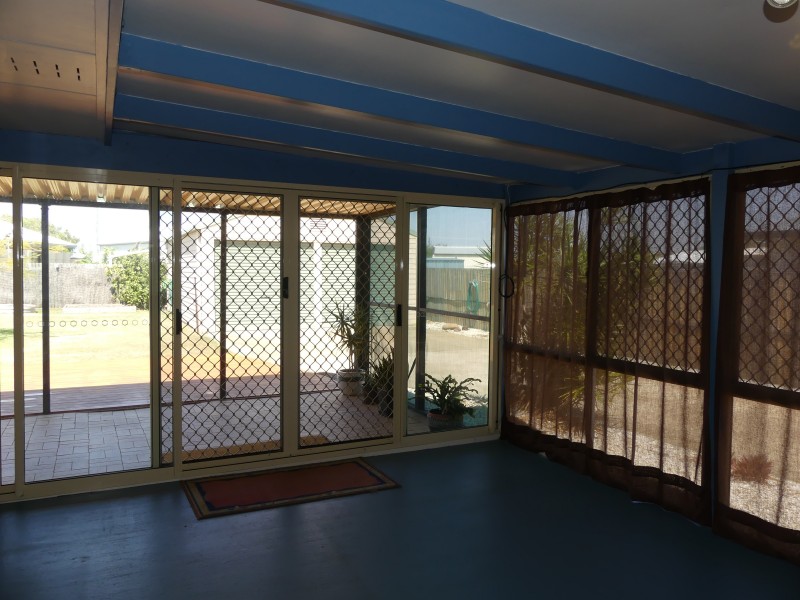 17 Grevillea Ave, Innes Park QLD 4670