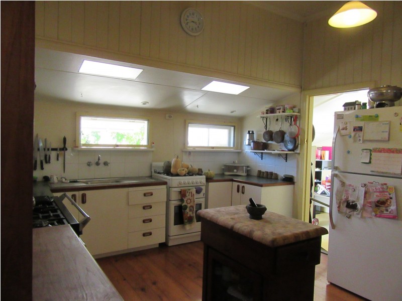 Walkervale QLD 4670