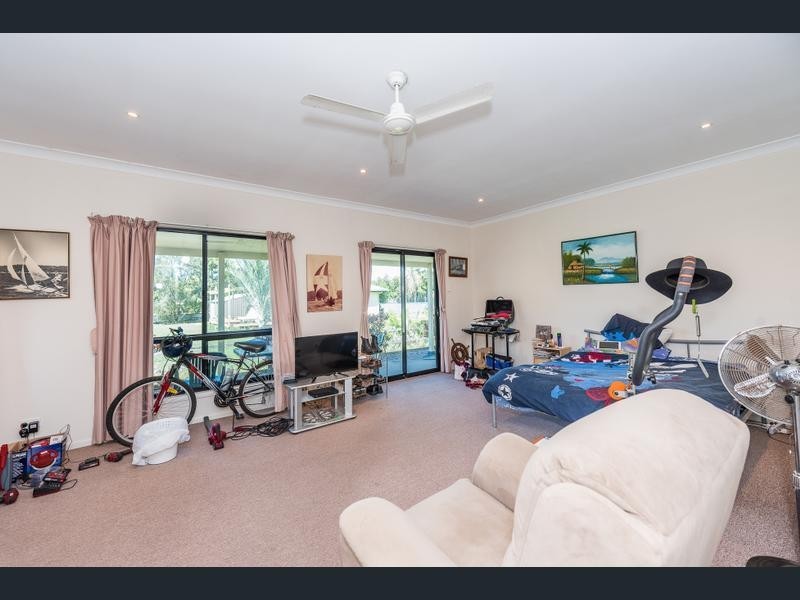 Innes Park QLD 4670