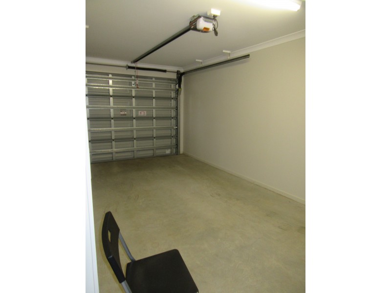 1/112 Greathead Road, Ashfield QLD 4670