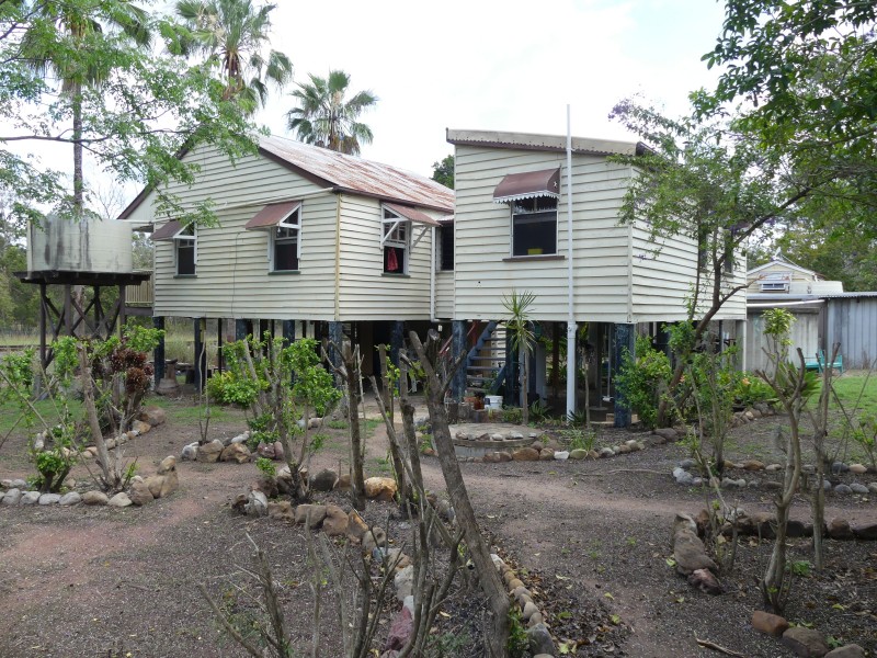 31 Railway Lane, Avondale QLD 4670