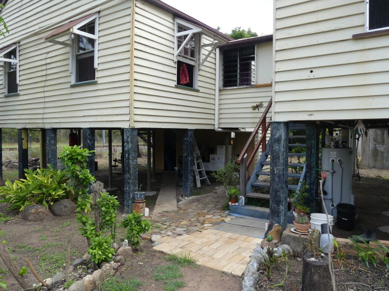 31 Railway Lane, Avondale QLD 4670