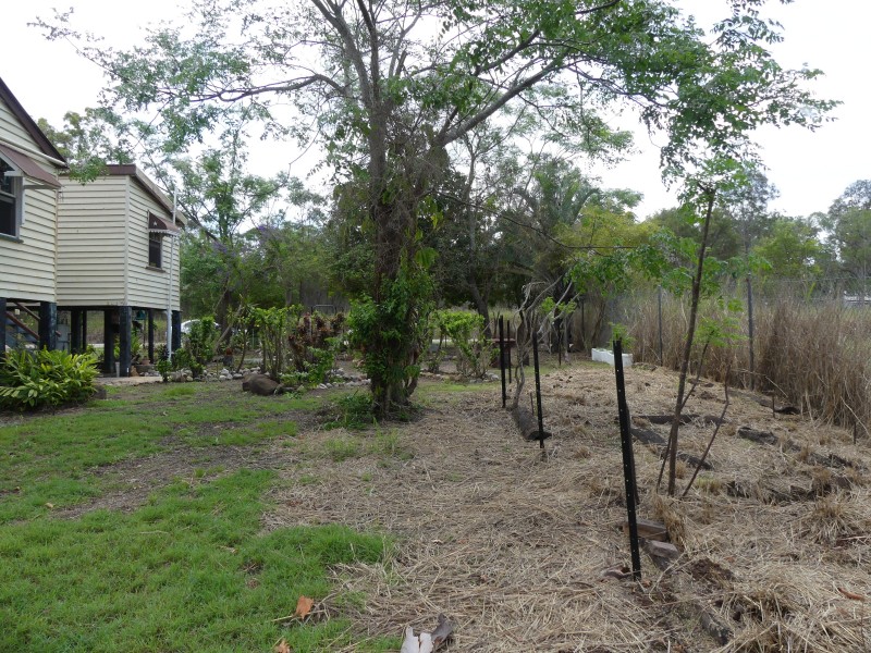 31 Railway Lane, Avondale QLD 4670