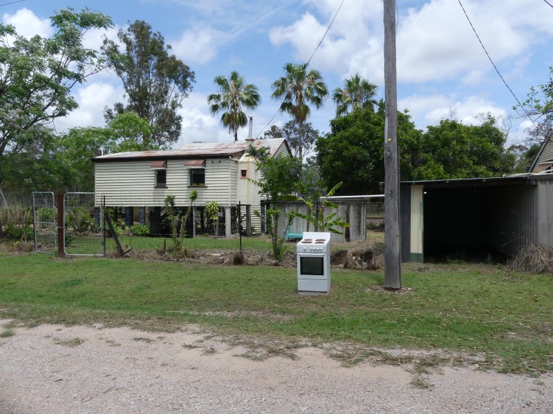 31 Railway Lane, Avondale QLD 4670