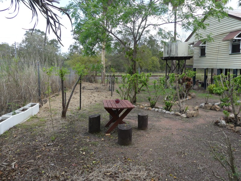 31 Railway Lane, Avondale QLD 4670