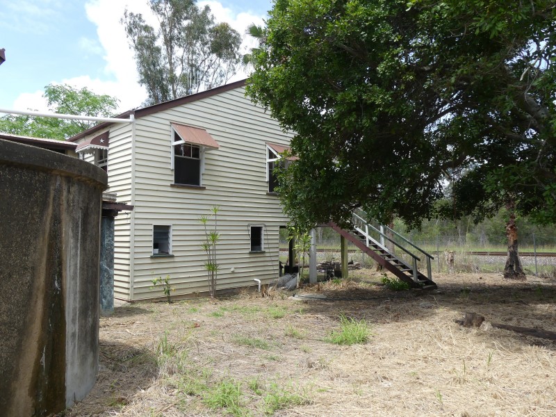 31 Railway Lane, Avondale QLD 4670