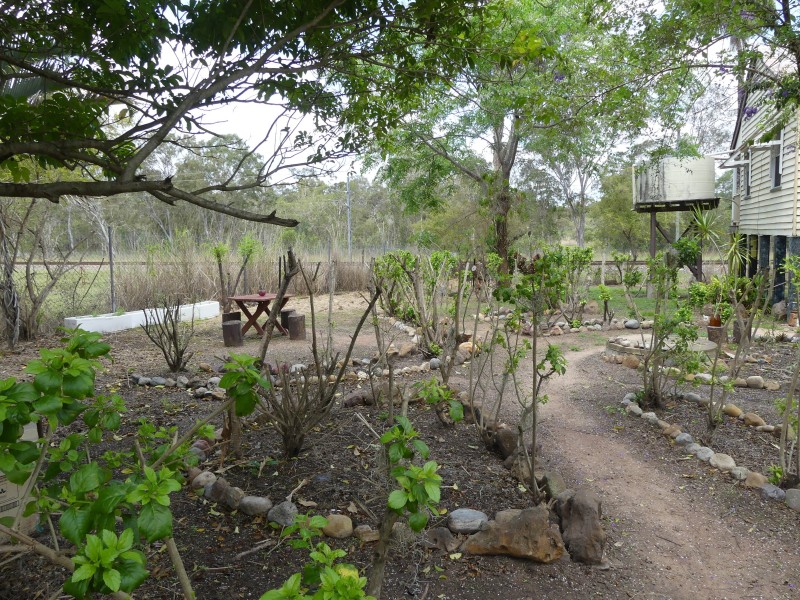 31 Railway Lane, Avondale QLD 4670