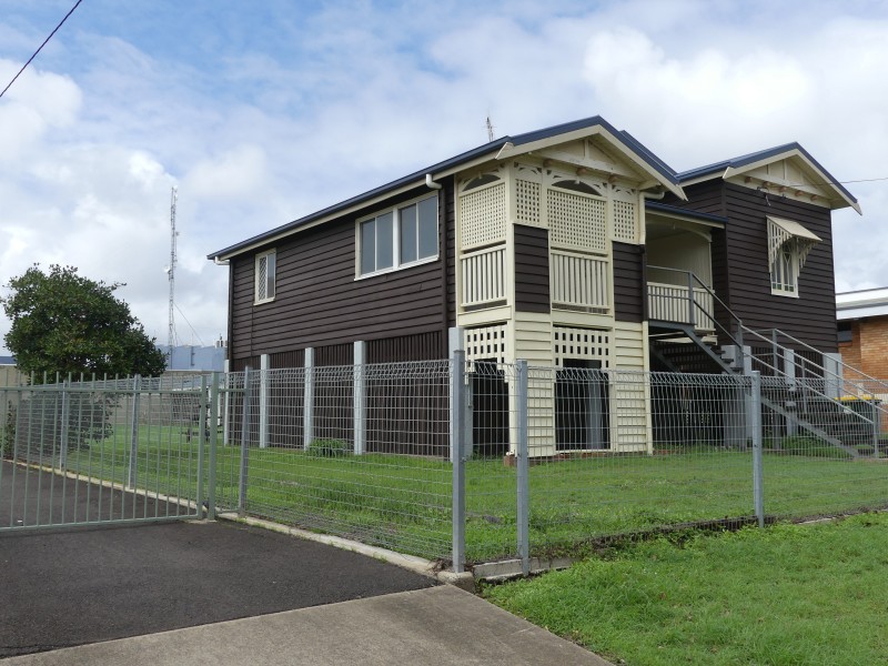 8 Crofton St, Bundaberg Central QLD 4670