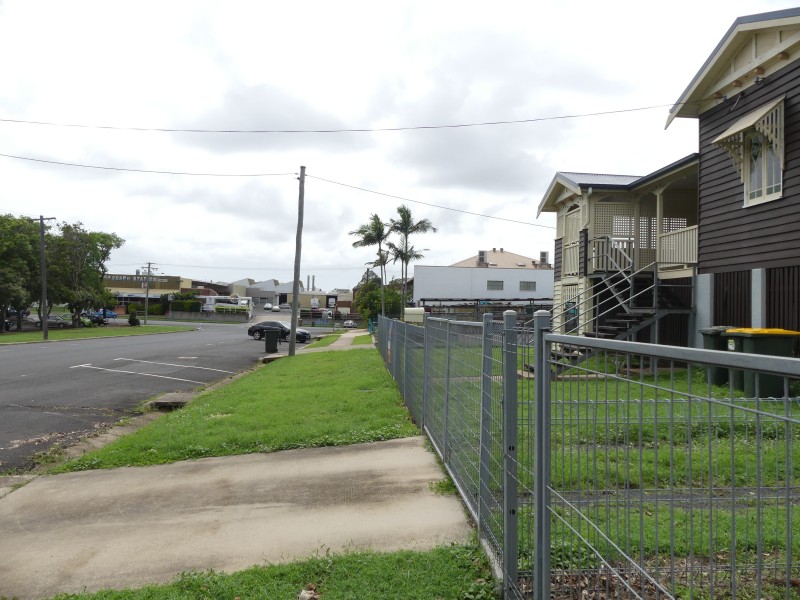 8 Crofton St, Bundaberg Central QLD 4670