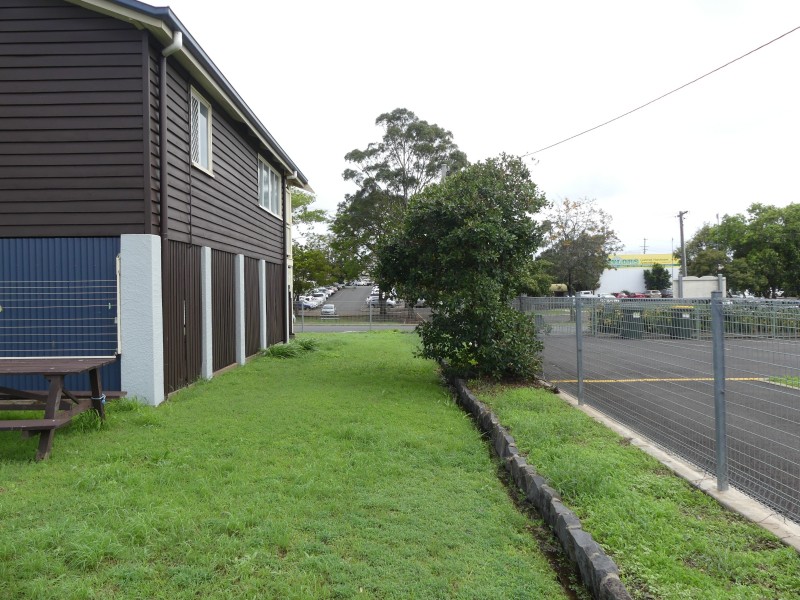 8 Crofton St, Bundaberg Central QLD 4670