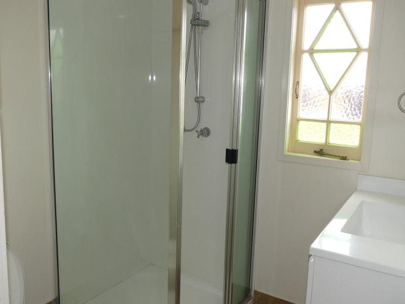 8 Crofton St, Bundaberg Central QLD 4670