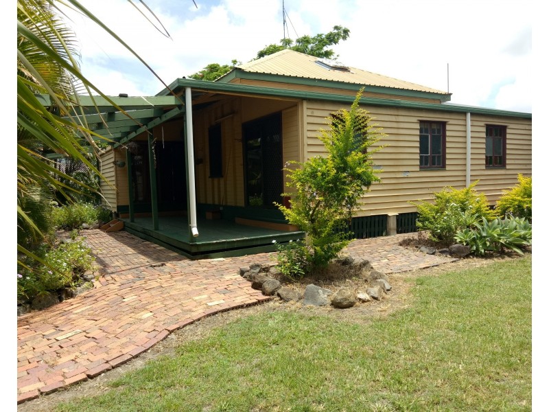 25 Pitt St, Bundaberg South QLD 4670