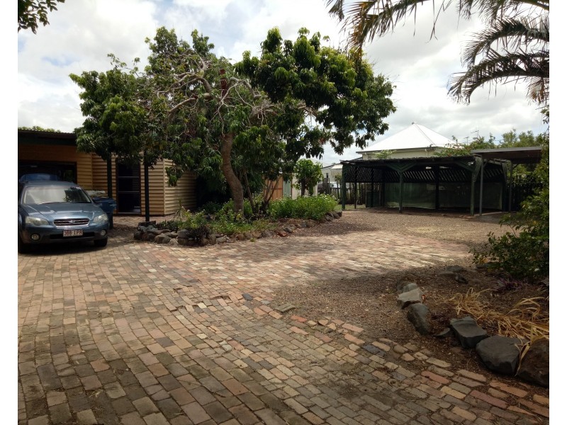 25 Pitt St, Bundaberg South QLD 4670