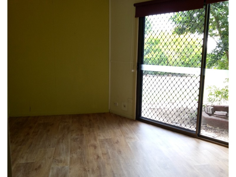 25 Pitt St, Bundaberg South QLD 4670