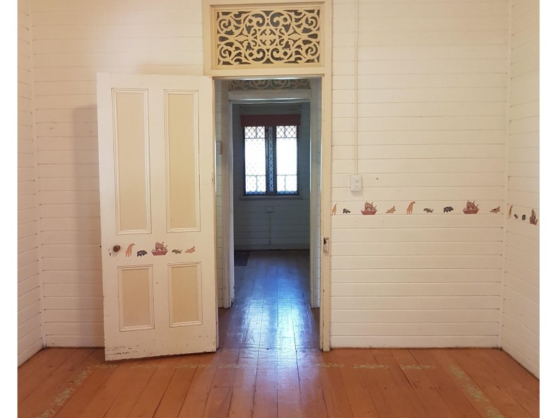 25 Pitt St, Bundaberg South QLD 4670