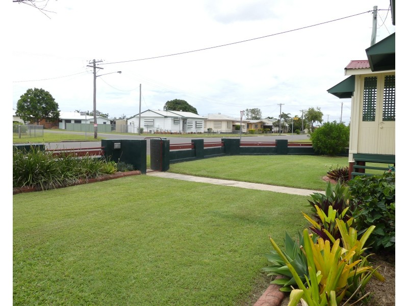 11 Blamey St, Avenell Heights QLD 4670