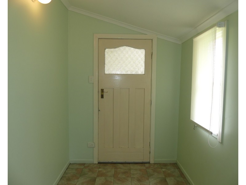 11 Blamey St, Avenell Heights QLD 4670