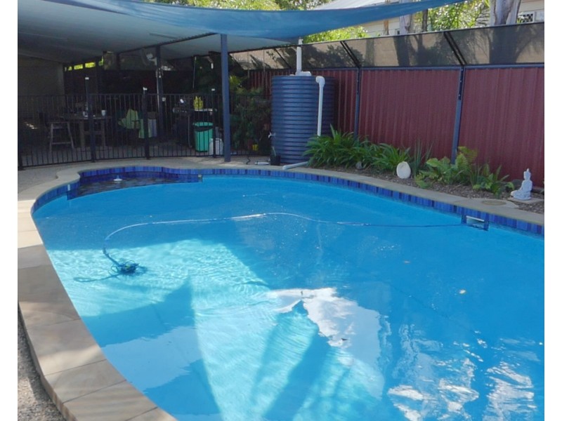 100 Boundary St, Walkervale QLD 4670