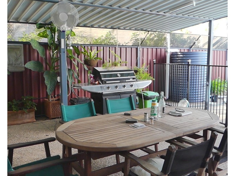 100 Boundary St, Walkervale QLD 4670