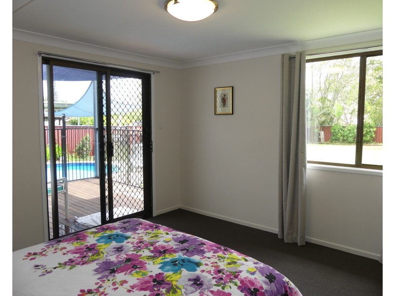 100 Boundary St, Walkervale QLD 4670