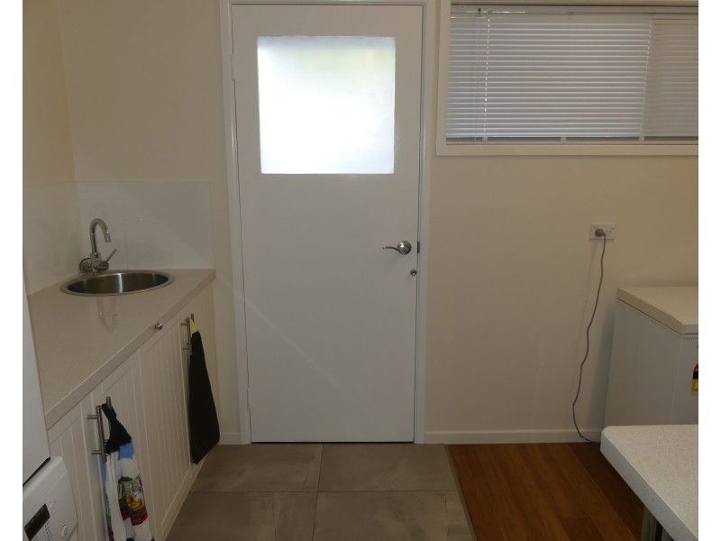 100 Boundary St, Walkervale QLD 4670