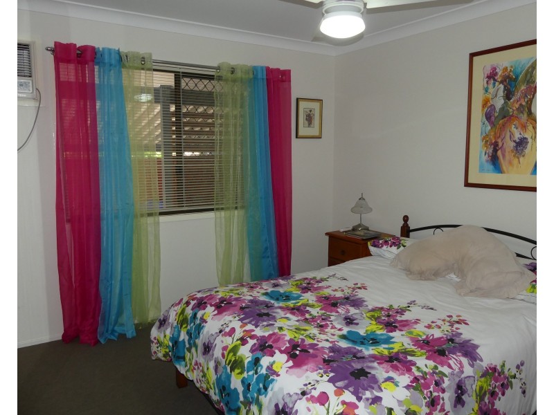 100 Boundary St, Walkervale QLD 4670