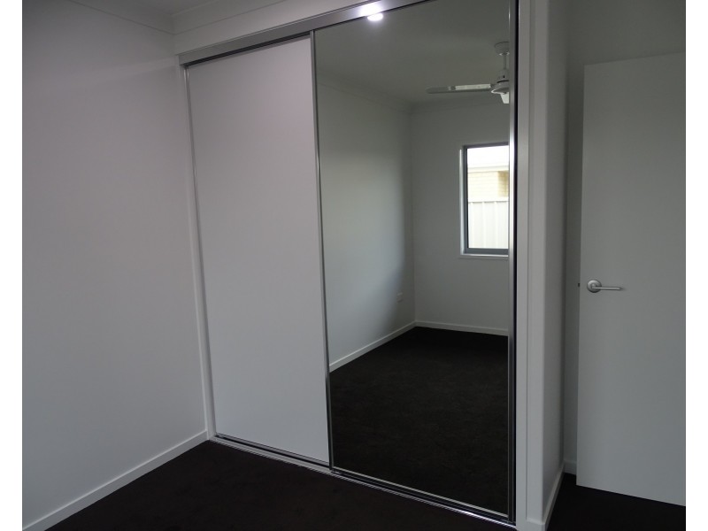 42 Palermo Ave, Ashfield QLD 4670