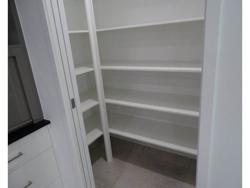 42 Palermo Ave, Ashfield QLD 4670