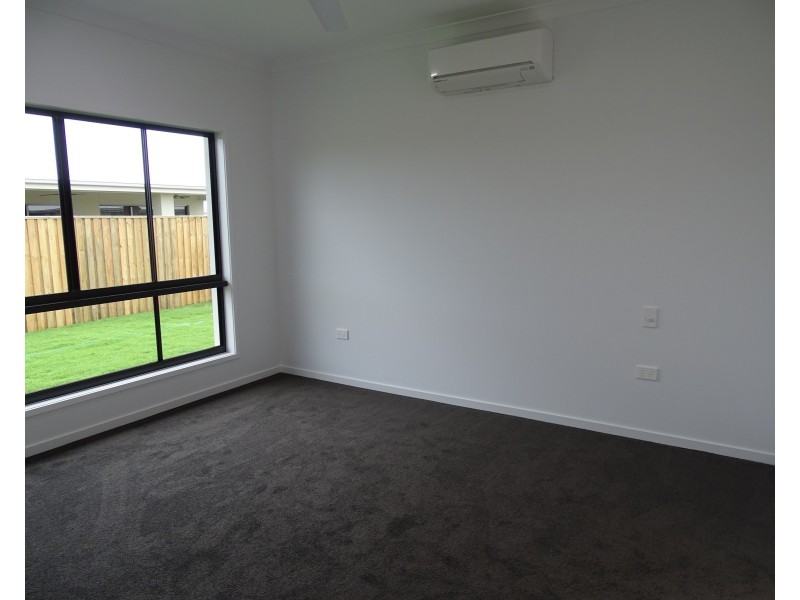 6 Beachside Circuit, Bargara QLD 4670