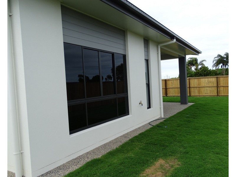 6 Beachside Circuit, Bargara QLD 4670