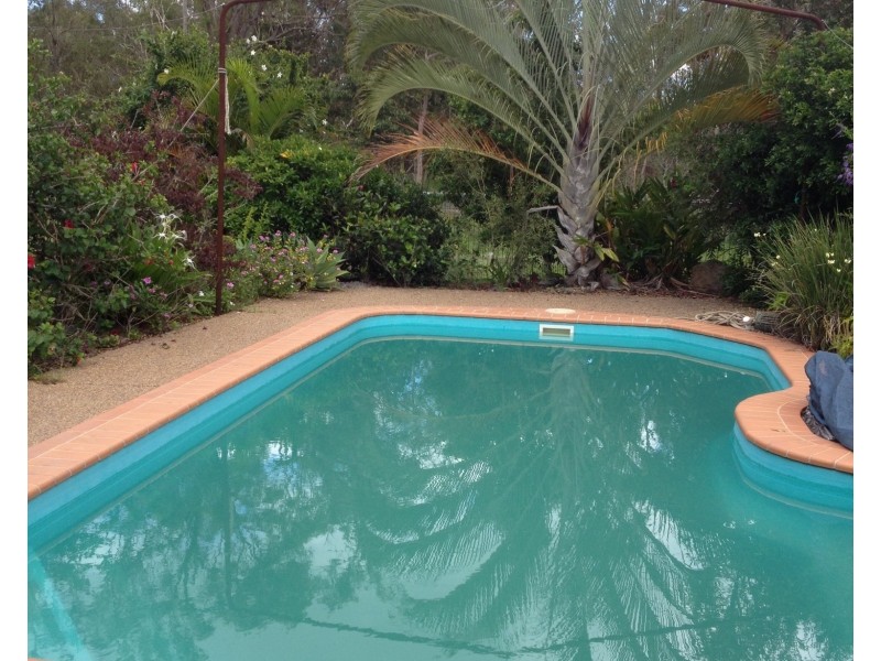 1209 Gin Gin Rd, Sharon QLD 4670