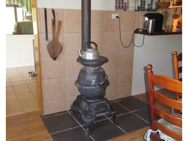 1209 Gin Gin Rd, Sharon QLD 4670