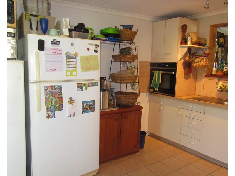 1209 Gin Gin Rd, Sharon QLD 4670