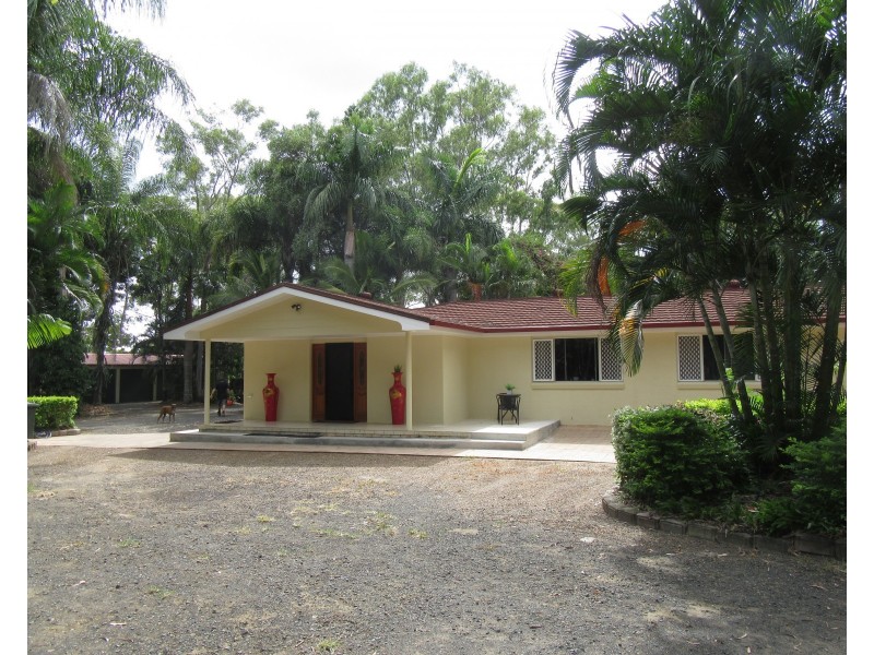 Sharon QLD 4670