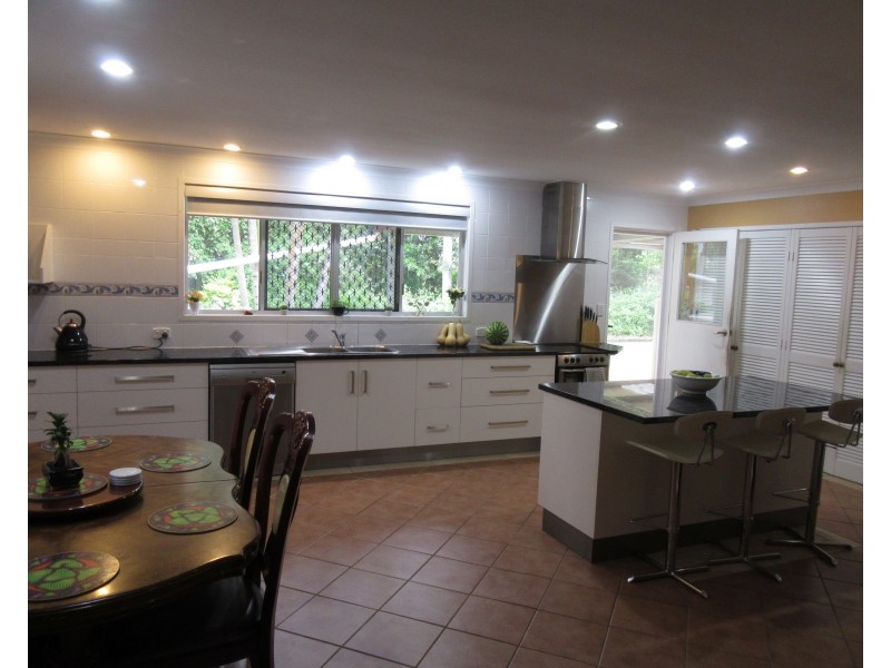Sharon QLD 4670