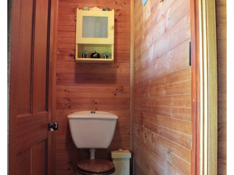 155 Kalbar Rd, South Kolan QLD 4670