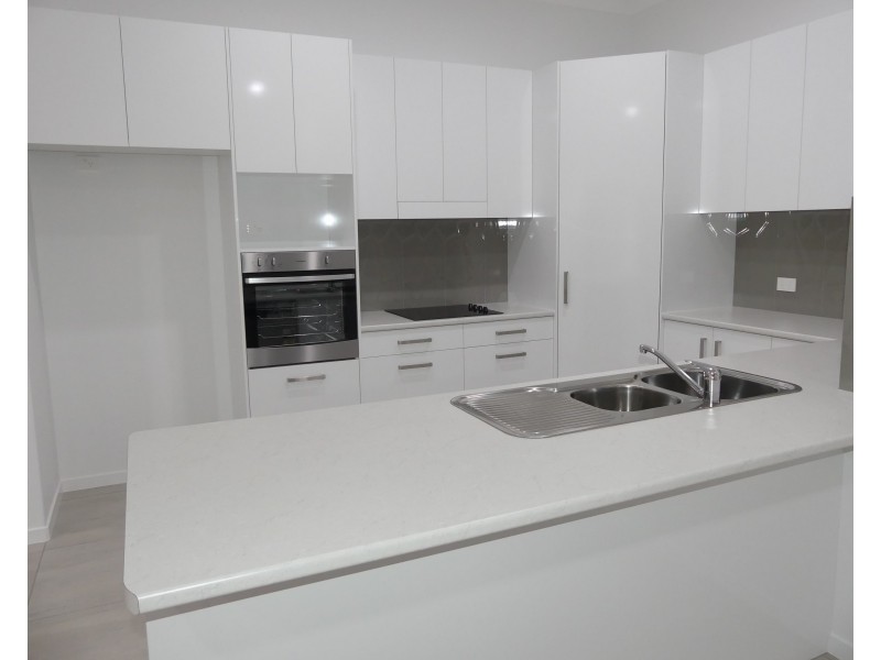 Svensson Heights QLD 4670