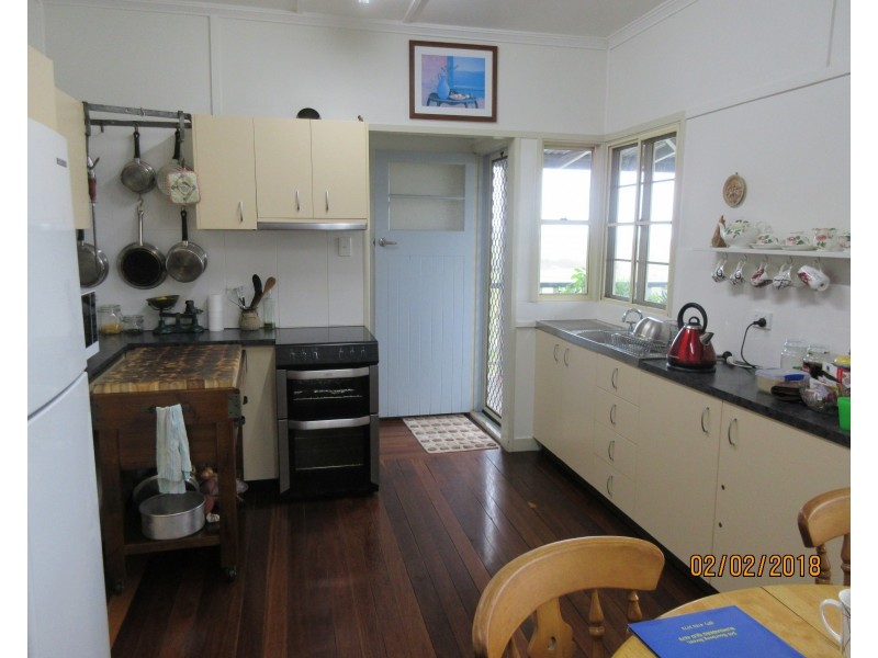 Farnsfield QLD 4660