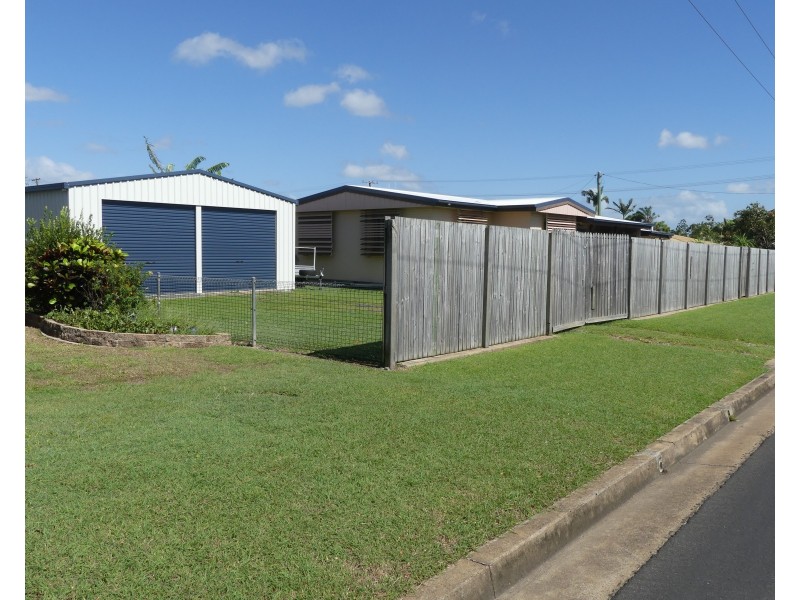 1 Loney St, Avenell Heights QLD 4670