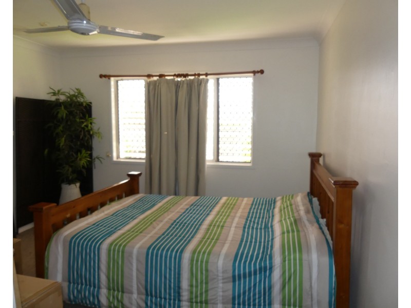 1 Loney St, Avenell Heights QLD 4670