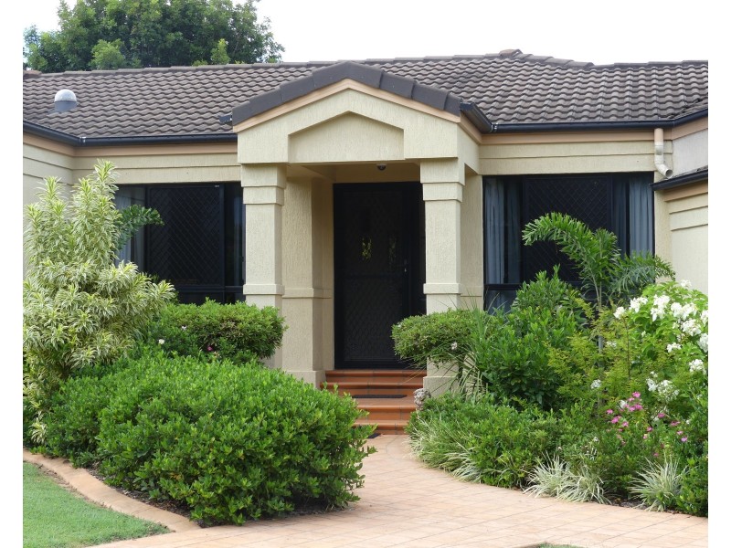 32 Cocas Dr, Avoca QLD 4670