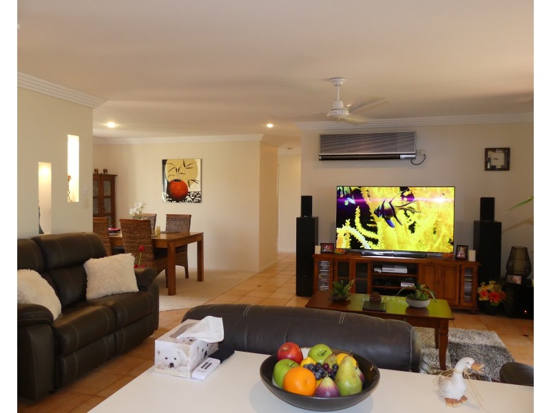 32 Cocas Dr, Avoca QLD 4670