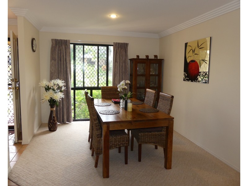 32 Cocas Dr, Avoca QLD 4670